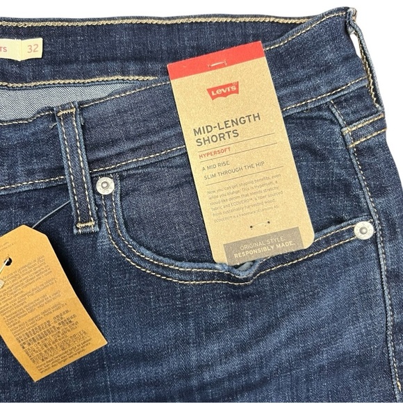 Women's Levi's® Mid-Length Jean Shorts Dark Wash Size 32 NWT - Picture 3 of 9